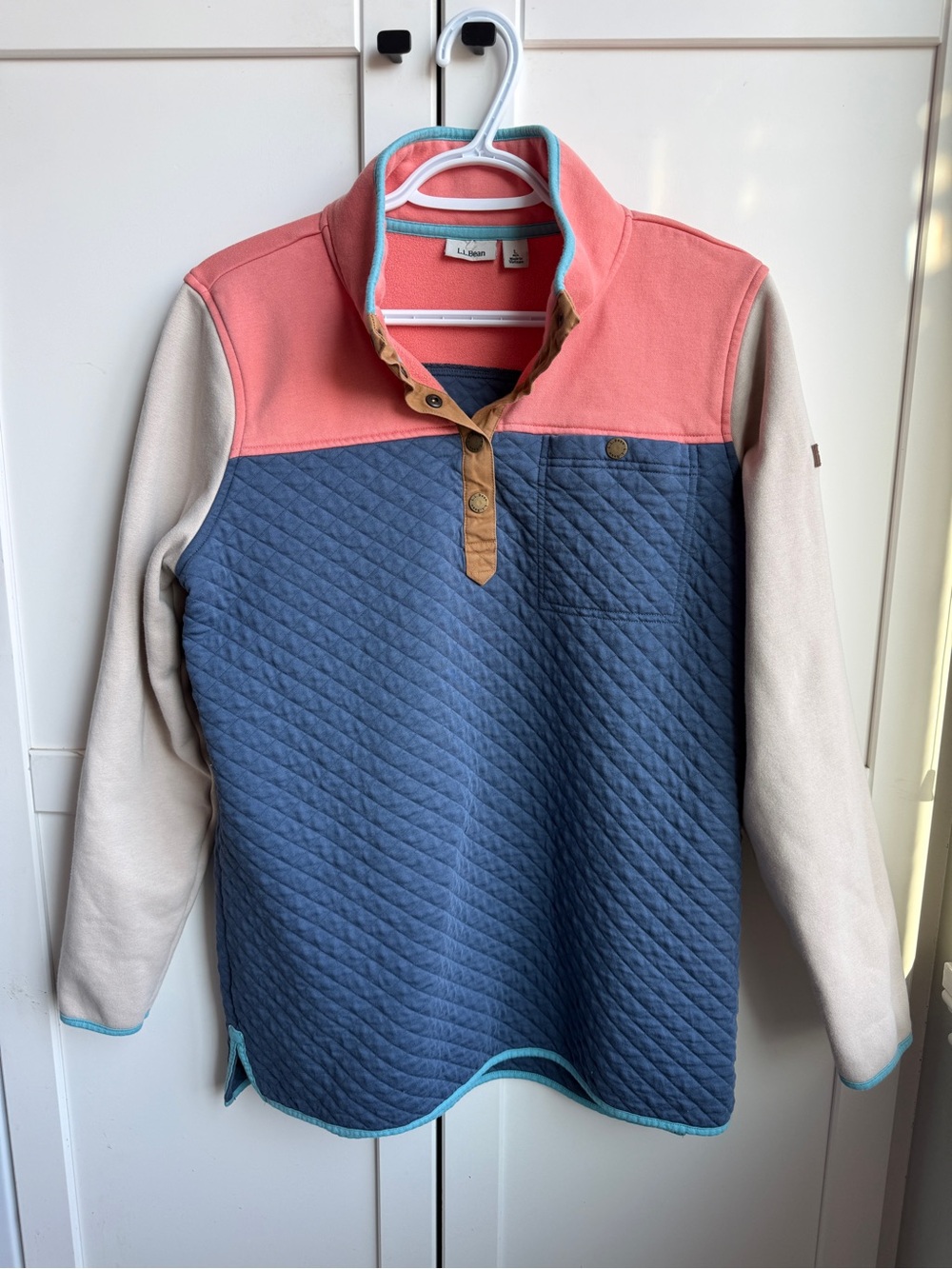L.L.Bean Women’s Colorblock Quilted Snap Pullover Blue Coral Cream Size L